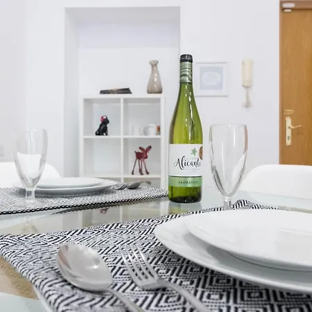 Alc - Mayor 25 アパート *