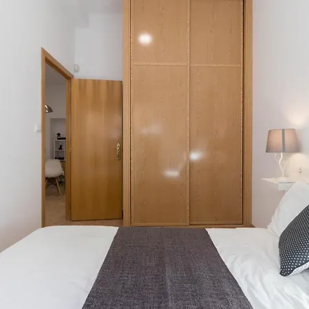 Alc - Mayor 25 アパート *