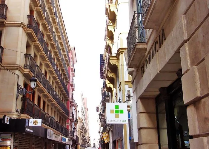 Alc - Mayor 25 * Alicante